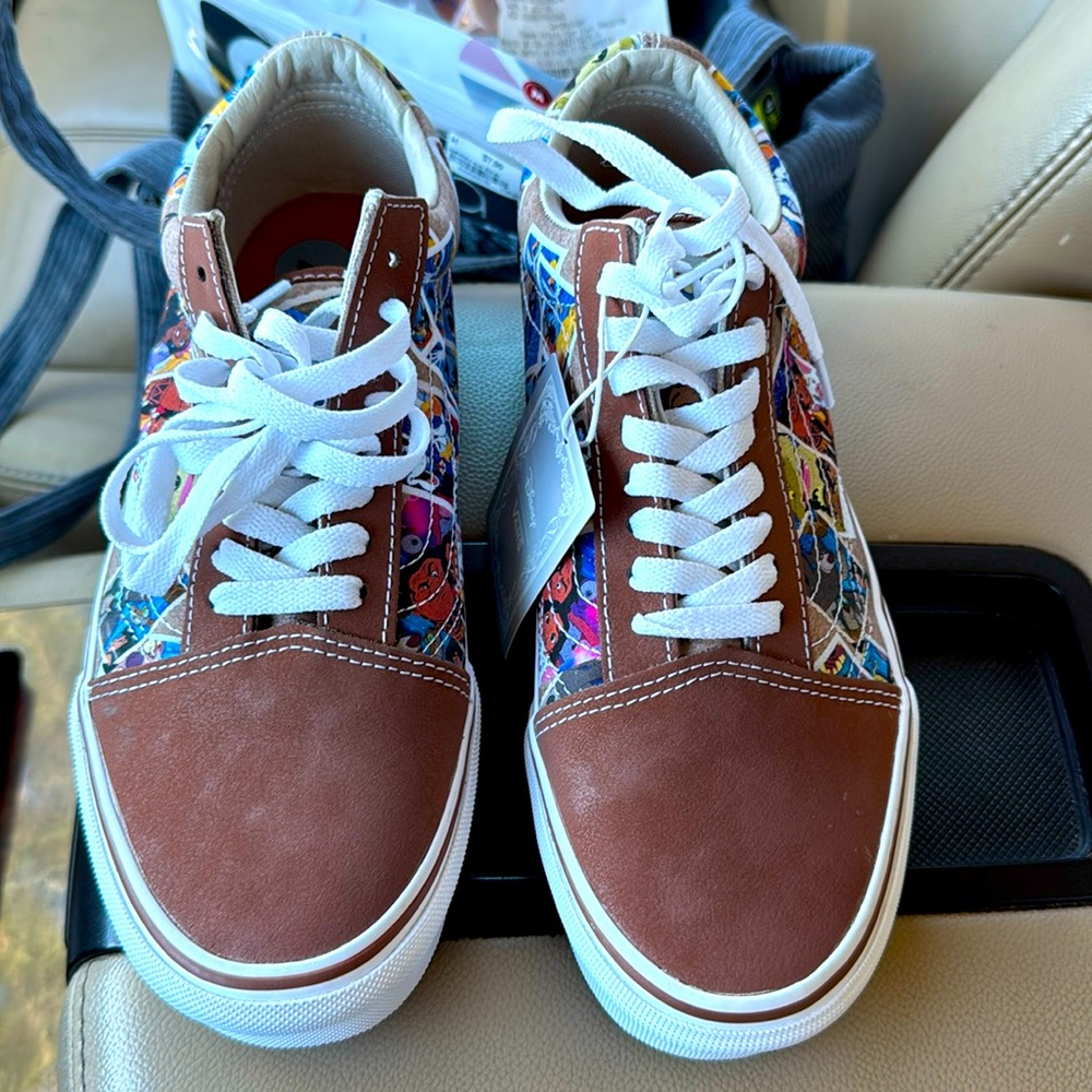 Disney 100 Scrapbook Old Skool Vans size 7.0M / 8.5W Brand new, never worn.